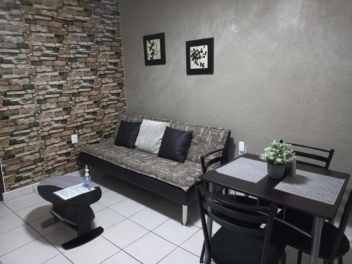 Appartement Comodo & Confortable Apartamento. 5 Minutos Del Aeropuerto